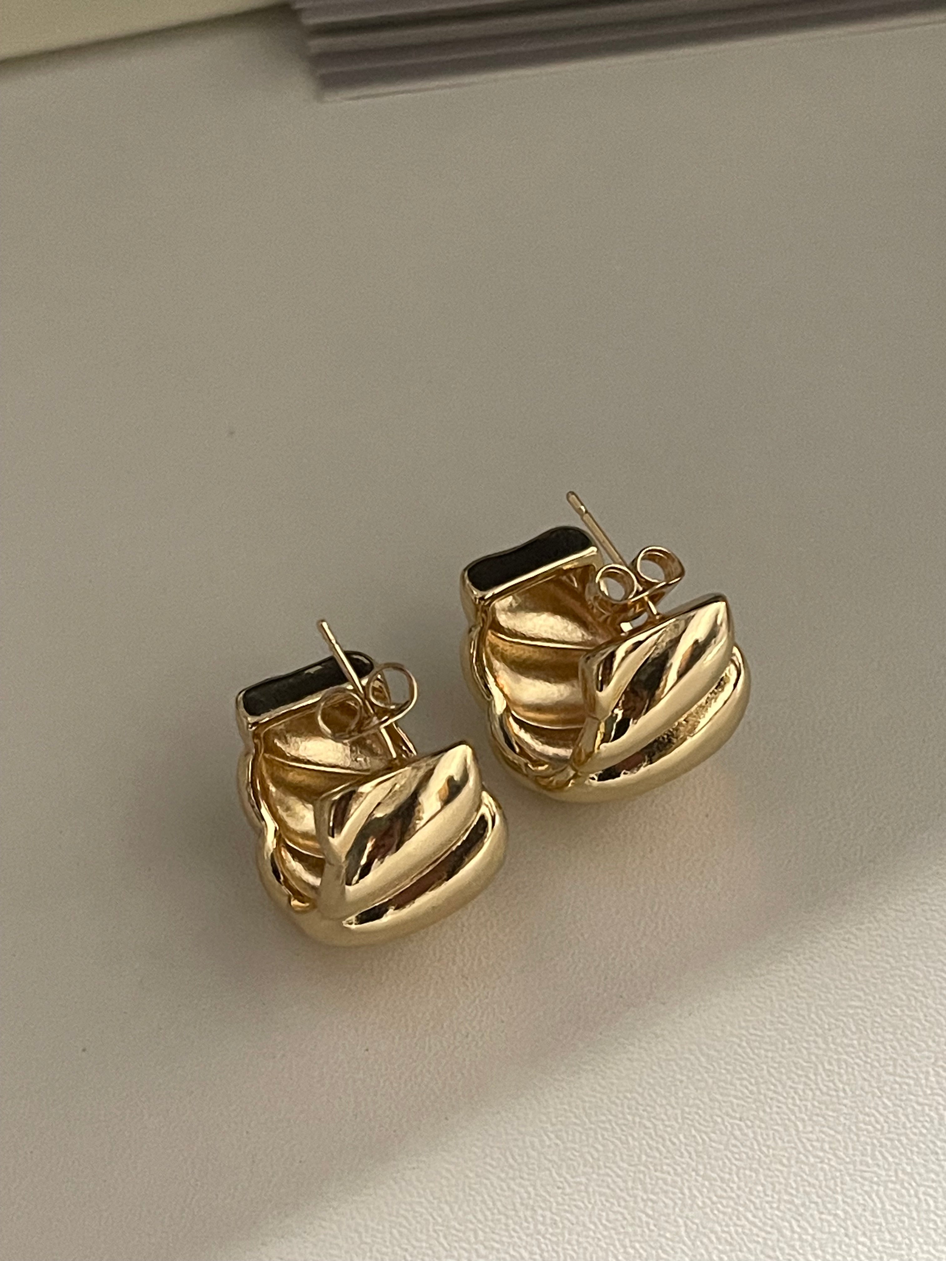 GOLD FILLED